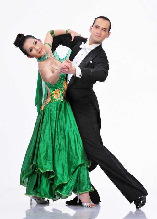 'Bước nhảy hoàn vũ 2'  ra mắt dàn "sao" tham gia - VIETMEDIA